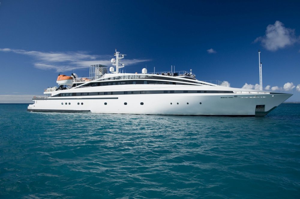 Luxury motor yacht RM Elegant