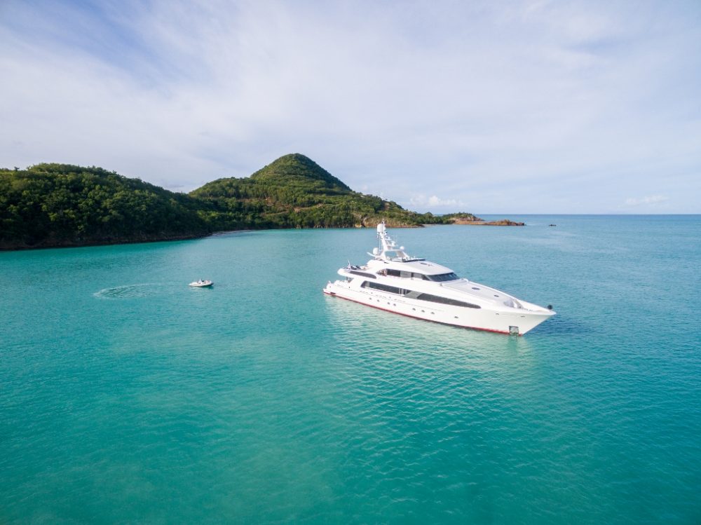 Luxury motor yacht charter USHER in the Caribbean