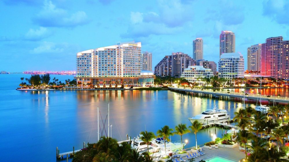 Miami Day Charters: Luxury Yacht Rentals Miami