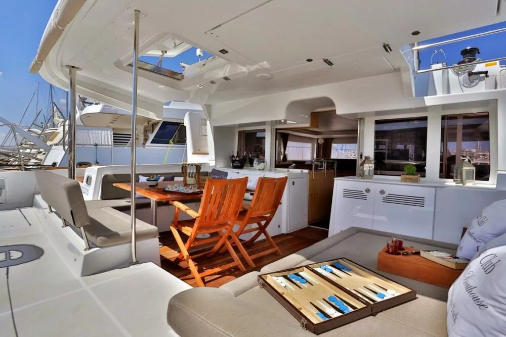 New Horizons - Luxury Sailing Catamaran Charter