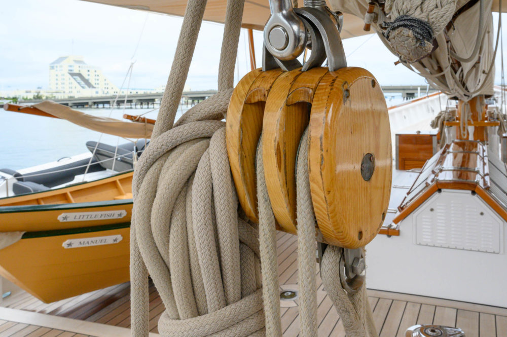 Sailing yacht COLUMBIA New England and a picture of one of its winches