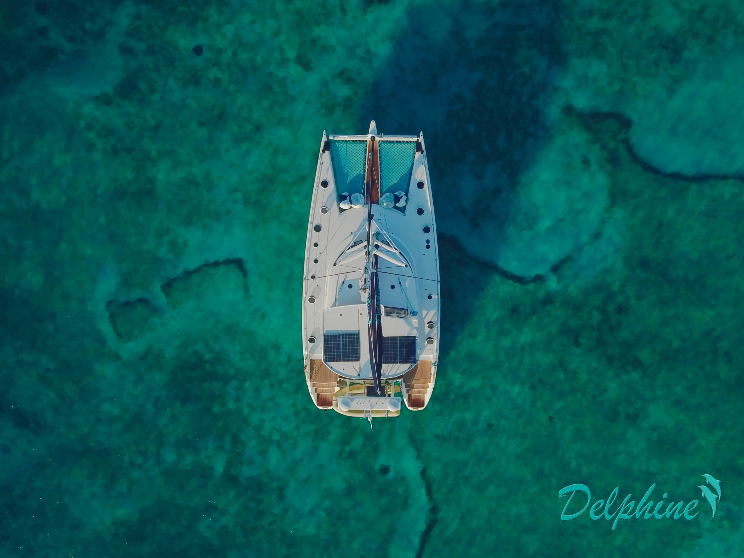 Bahamas Catamaran Charter Delphine