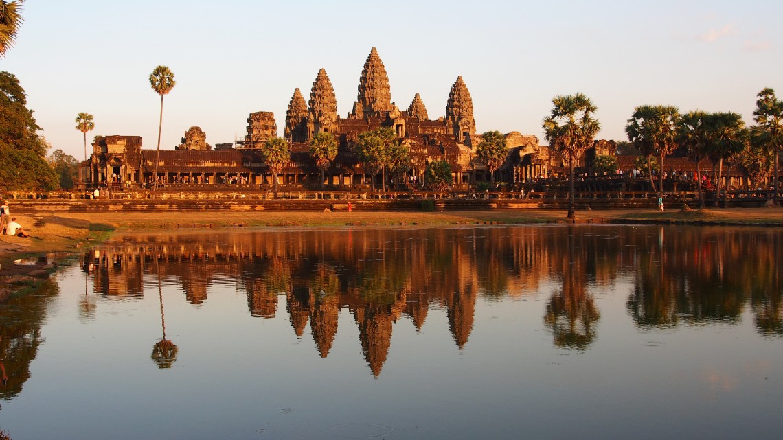 Cambodia and the world's largest temple