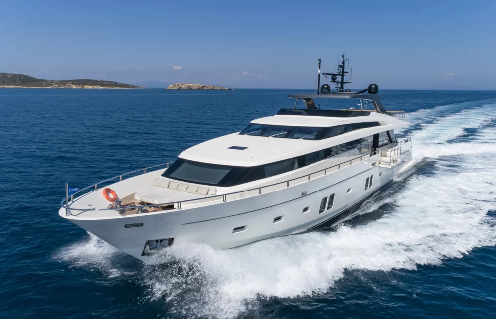 why charter a yacht? M/Y DINAIA