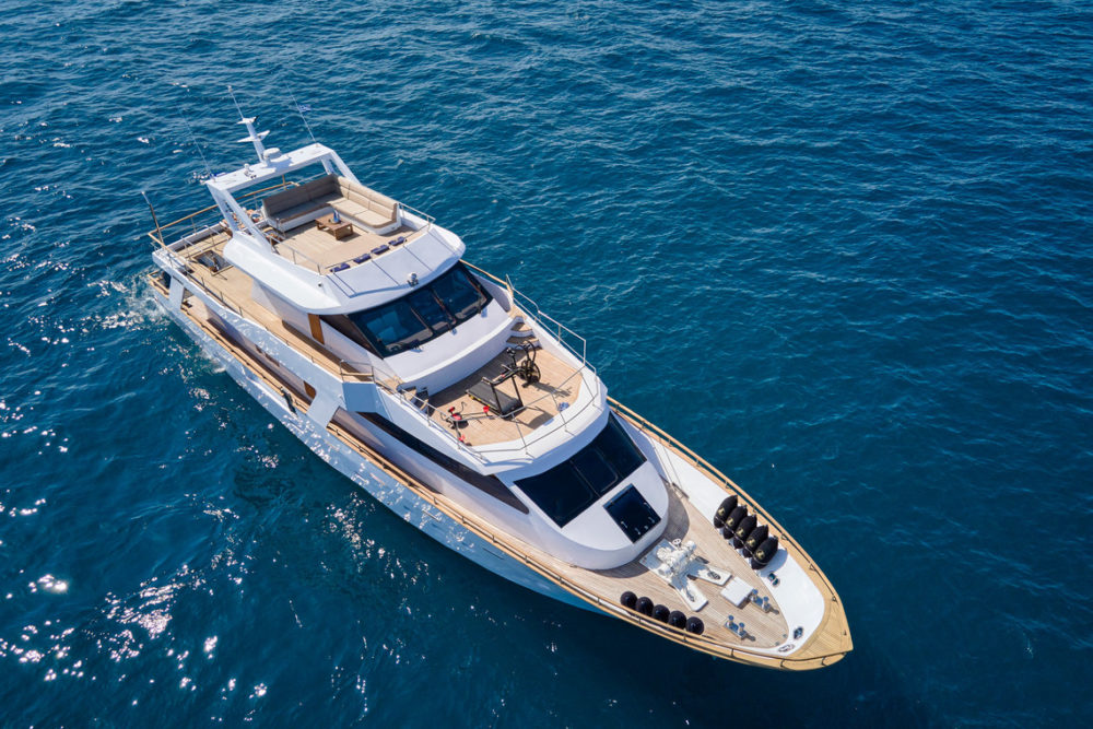 M/Y WIDE liberty