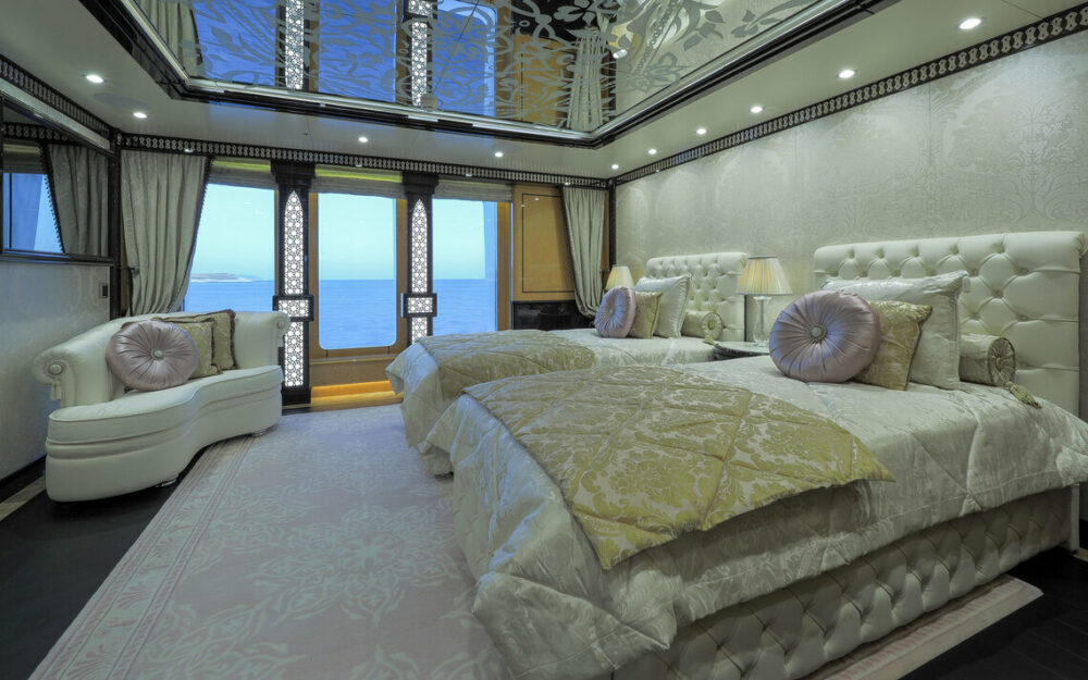 twin stateroom of yacht elements 