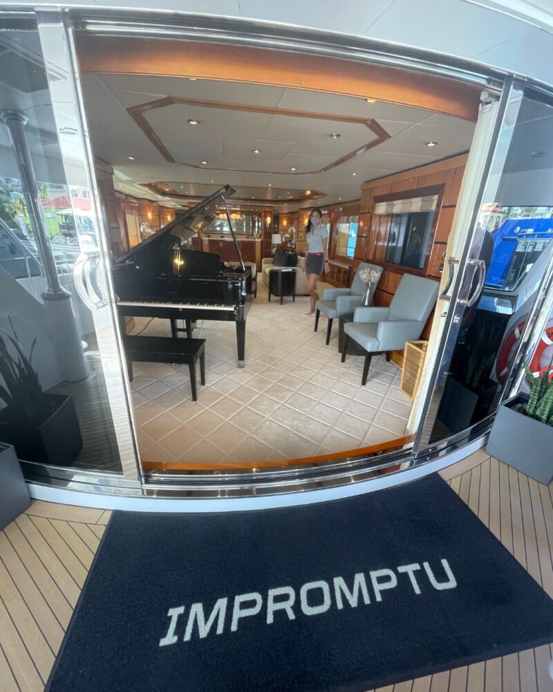 entry of Motor-Yacht IMPROMPTU