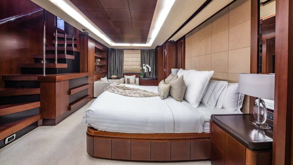 Master Stateroom at Virgin-Islands Motor-Yacht Tail-Lights