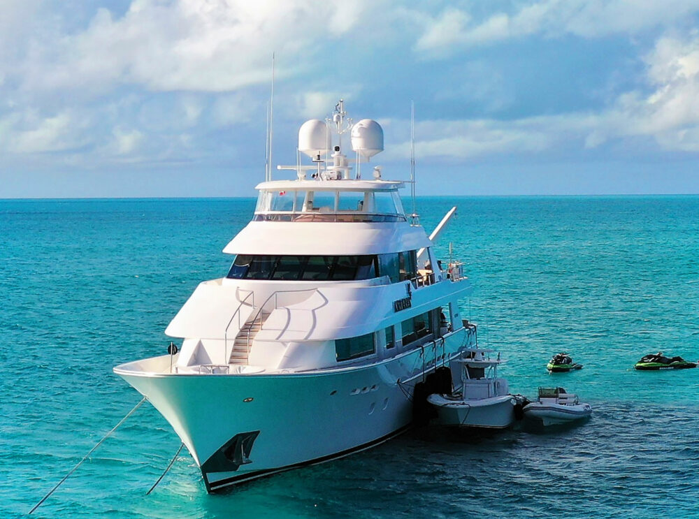 M/Y Antares at anchor