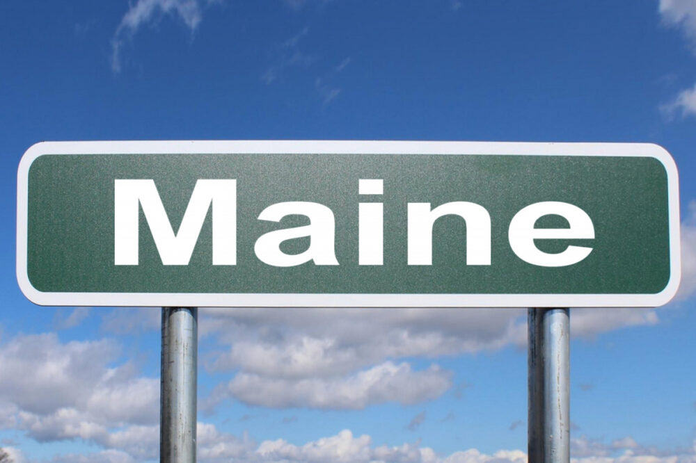 The State of Maine sign