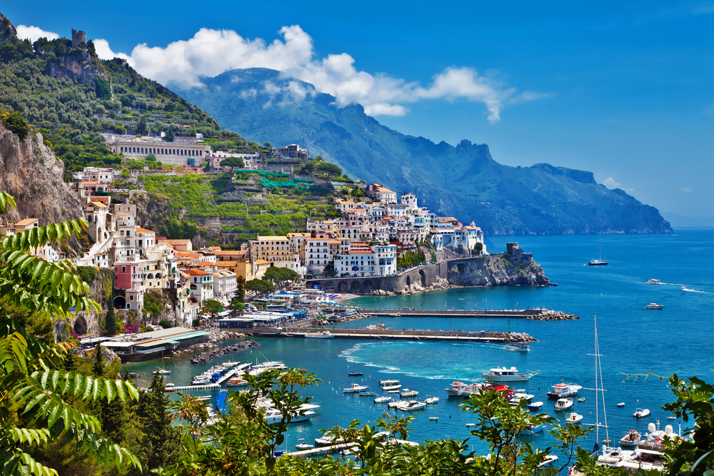 Italy's Amalfi Coast sailing vacation. Perfect blend for a luxury sailing vacation.