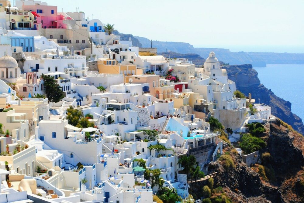 A picture of some of the cliff houses on Santorini, Greece