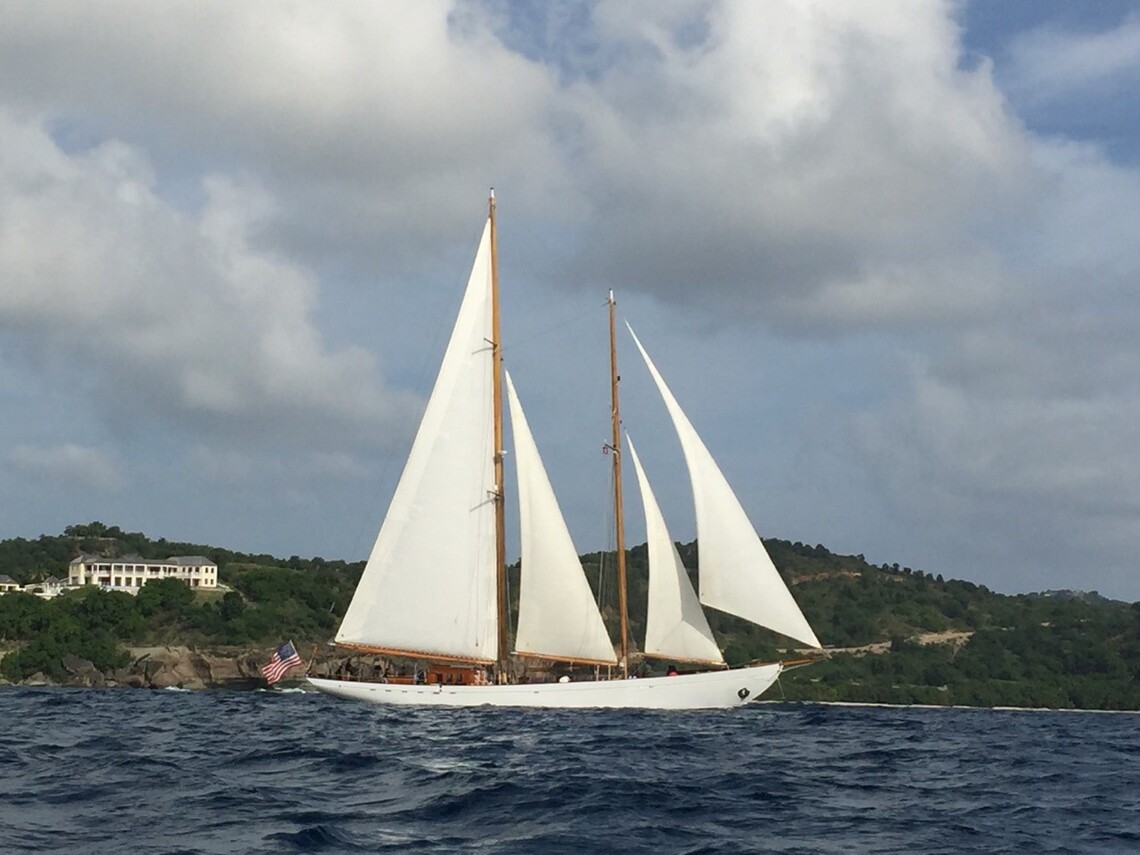 Sailing yacht Eros