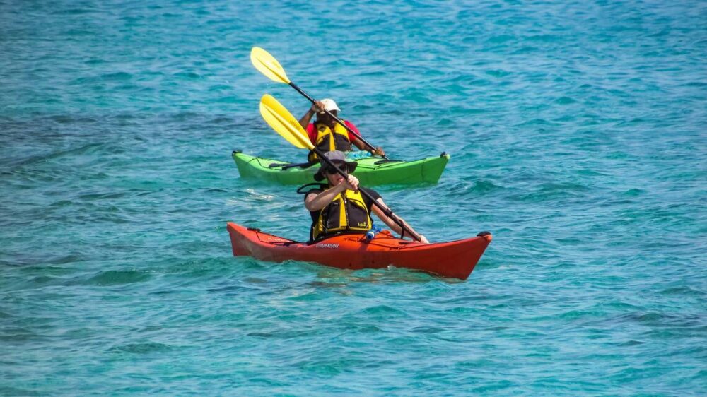 Christmas kayaking is an activity to enjoy when renting a boat for holidays 