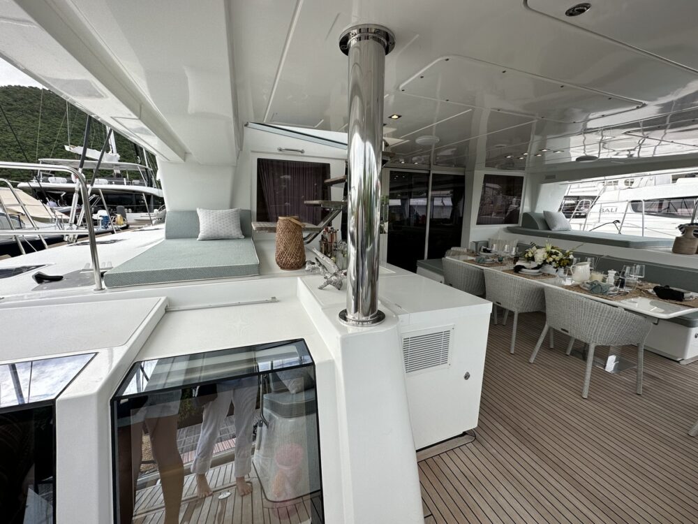 Sun pads and dining aboard NOMADA AT SEA