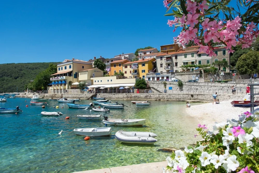 Istria | Luxurious Coastal Yacht Escape