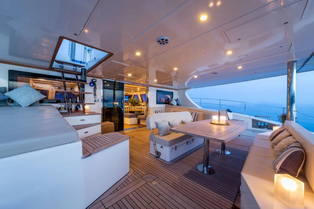 Amalfi Coast on Luxury Yacht Ombre Blu 3