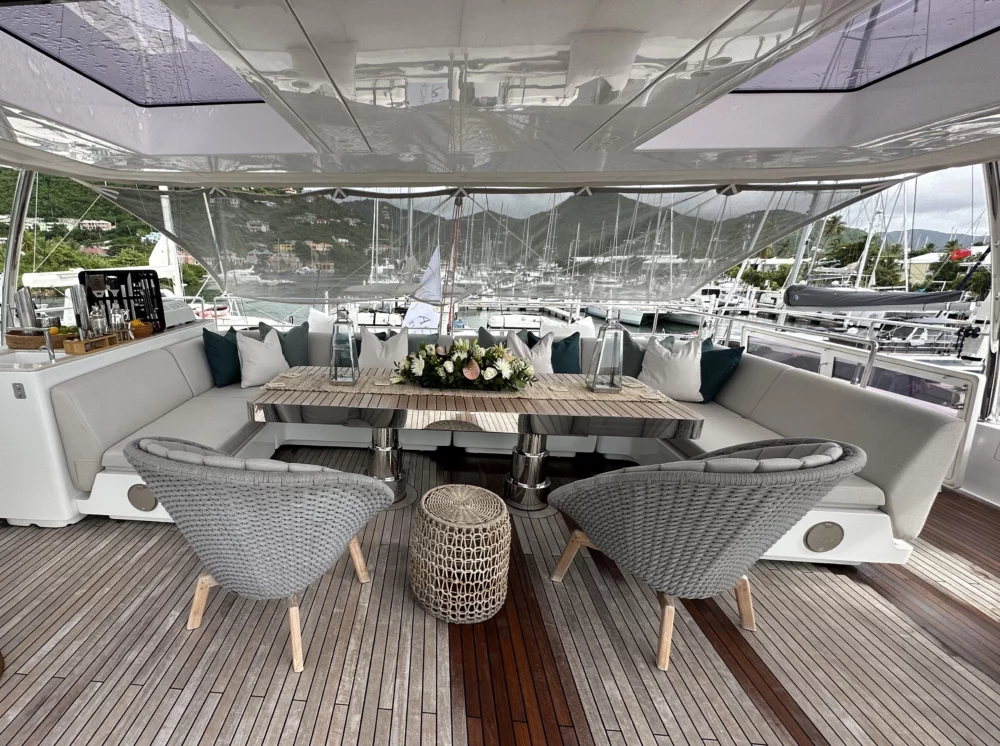Deck Dining Aboard SEACLUSION.