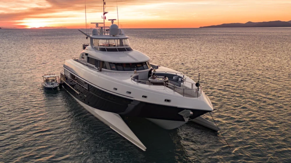 motor yacht SPIRIT at sunset