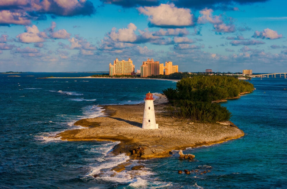 bahamas power catamaran summer charter