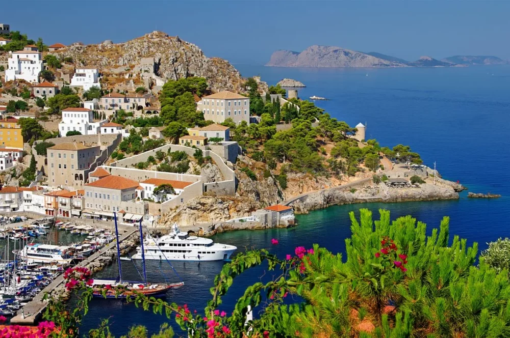 greece yacht charter destinations