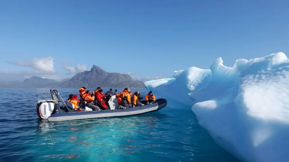 arctic icebreaker cruise