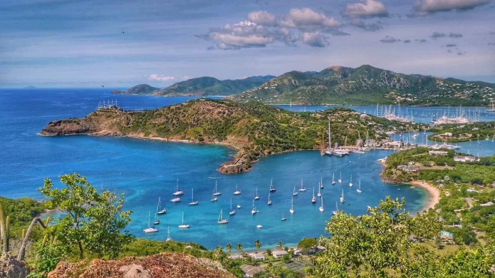 caribbean yacht charter prices
