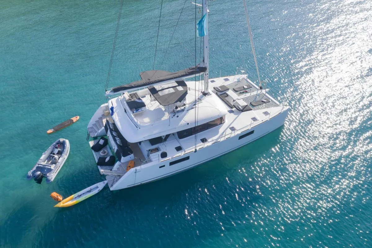 Rent a yacht for a week - Crewed Catamaran Charter Greece