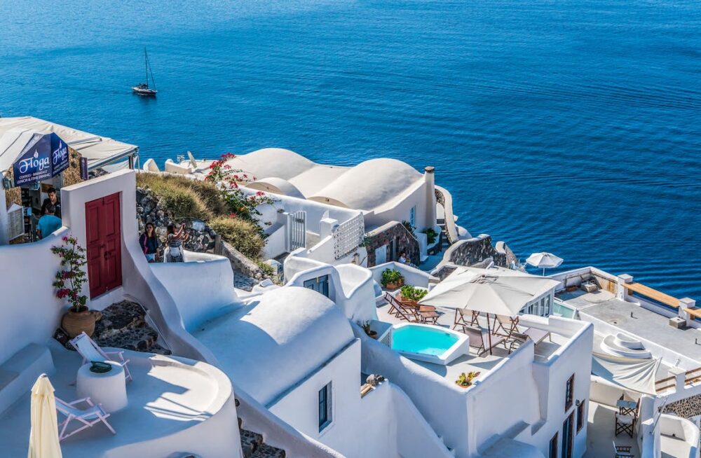 A mystique resort in Santorini Greece with an overlooking view of the Aegean sea. 