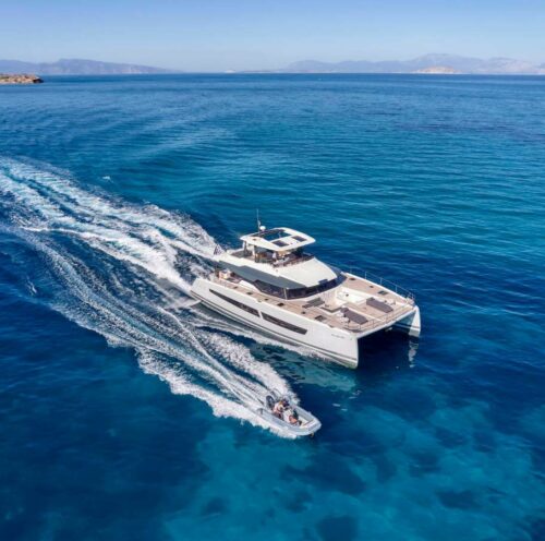 crew for luxury yachts