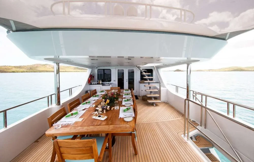 Motor Yacht Just Enough's aft deck dining