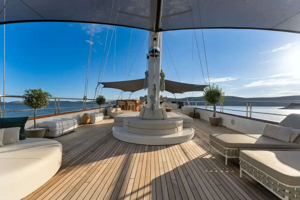 maxita sundeck croatia yacht charter