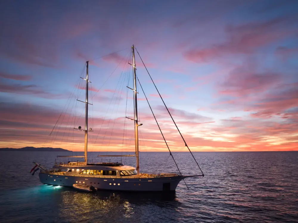 love story croatia motorsailer