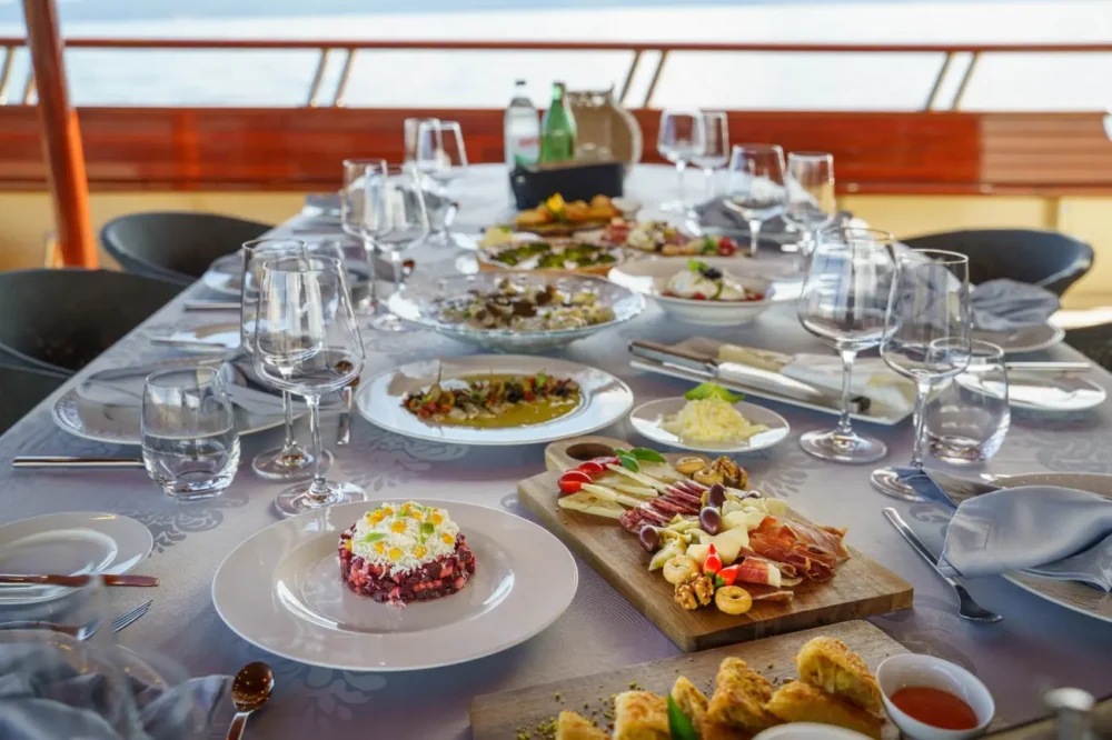 Son de Mar Motorsailer