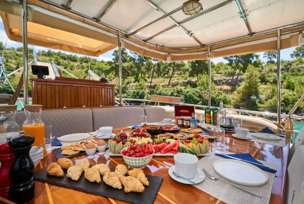 Breakfast at libra 