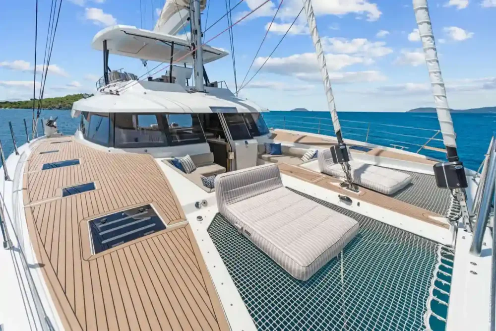 Bow and Sundeck