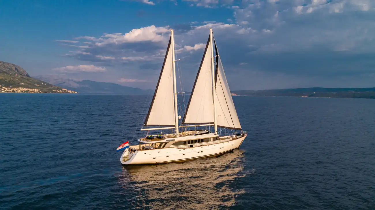 Navilux Croatia Motorsailer | Sail the Adriatic
