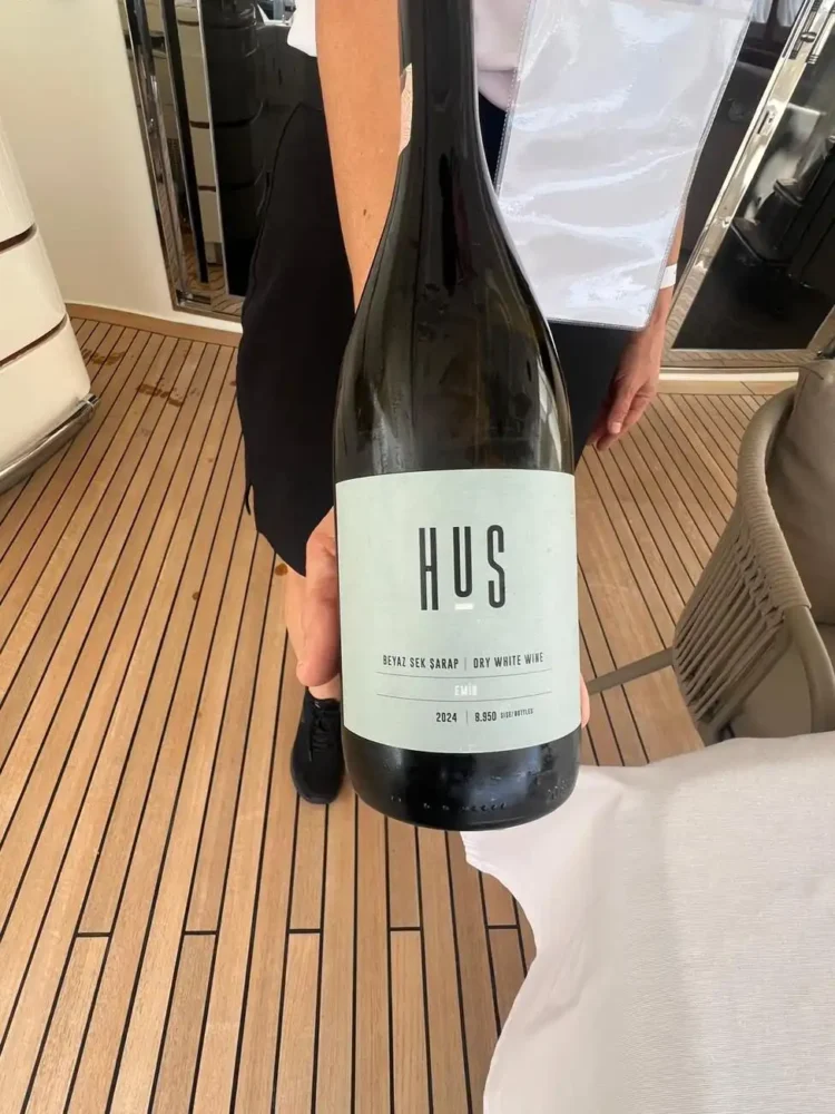HUS wine