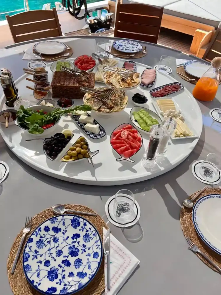 Gourmet meals aboard Sureyya