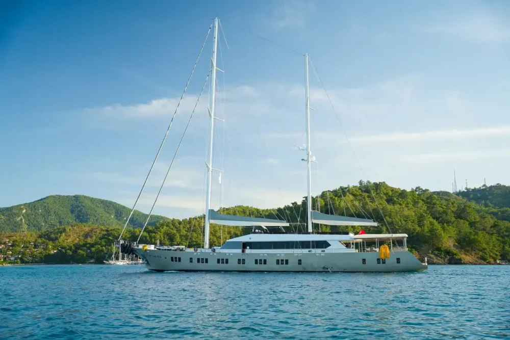 King of the sea - Motorsailers for Large Groups in Turkey