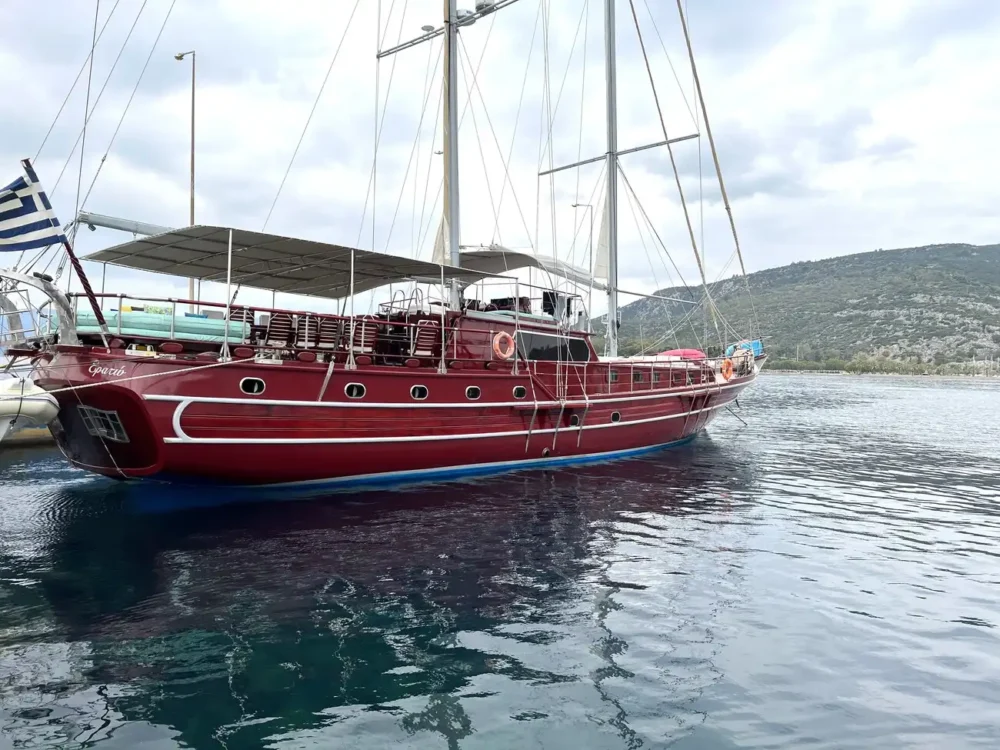 Erato Greece Motorsailer Charter