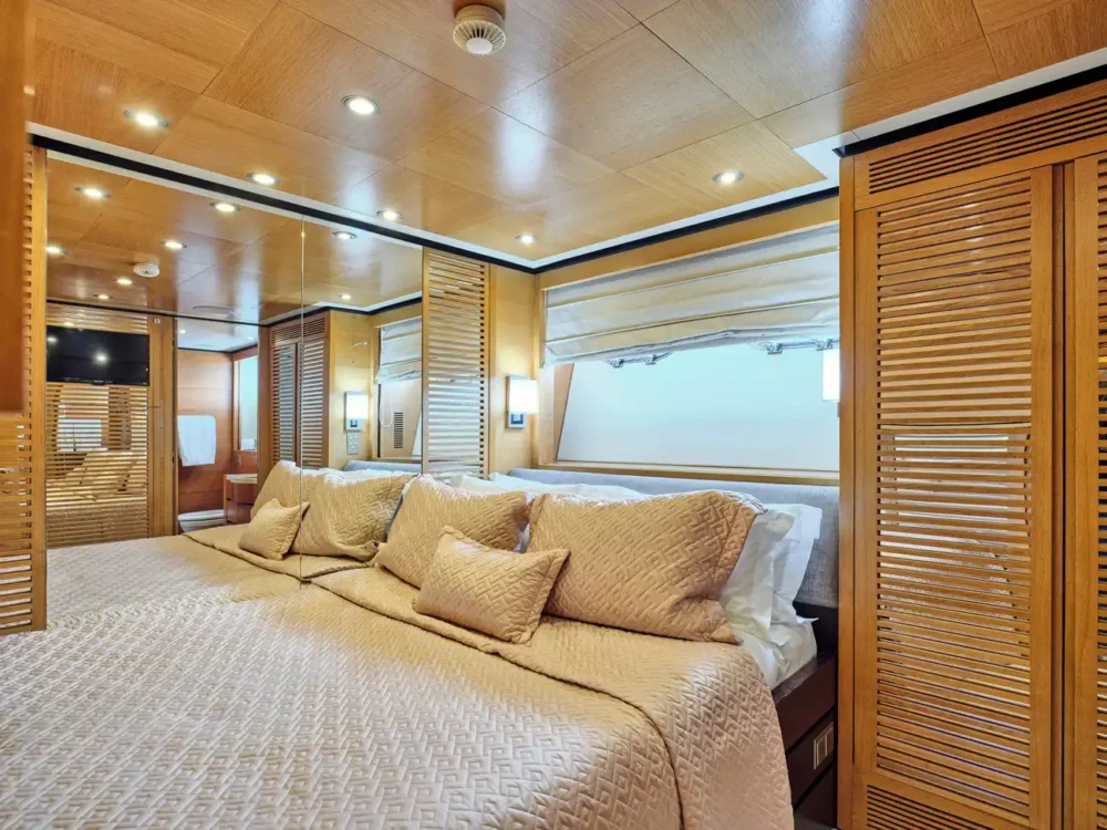 Loana Greece Motor Yacht - Cabin