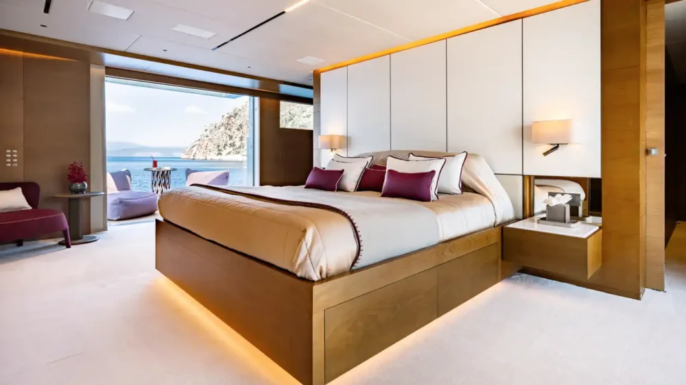 greece motoryacht Naia - main cabin
