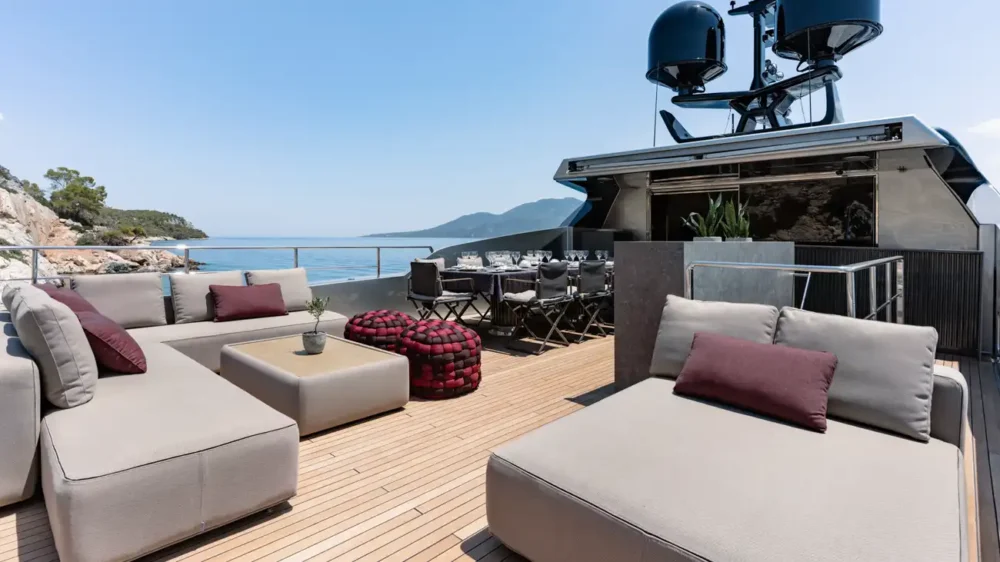 Naia Greece motor yacht - upper deck lounge