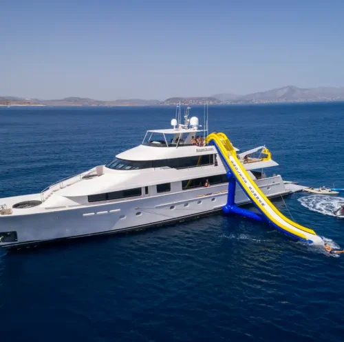 12-Guest Motoryacht in Greece - Endless Summer